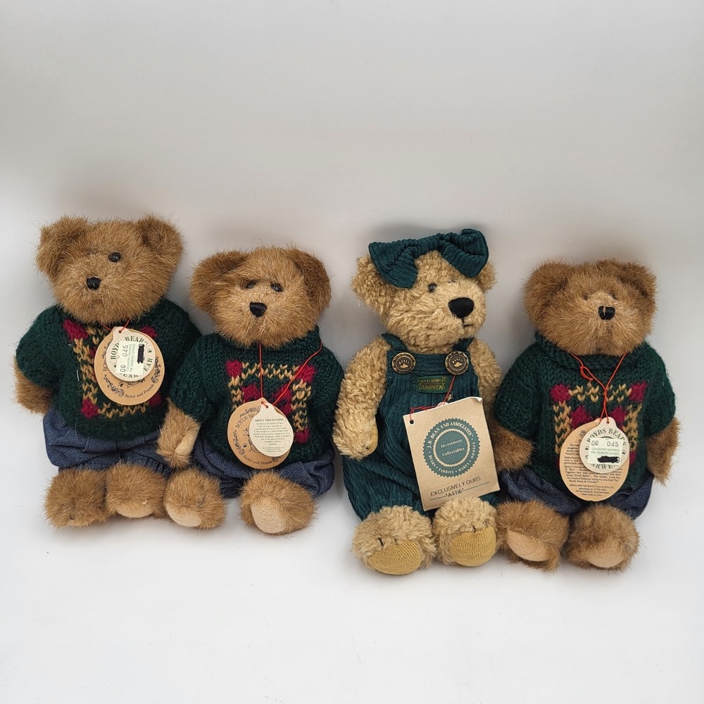 Lots of 4 Stuffed Boyd's Bears Plush Bear‎ wear Size 8 1/5"- 9" Tall